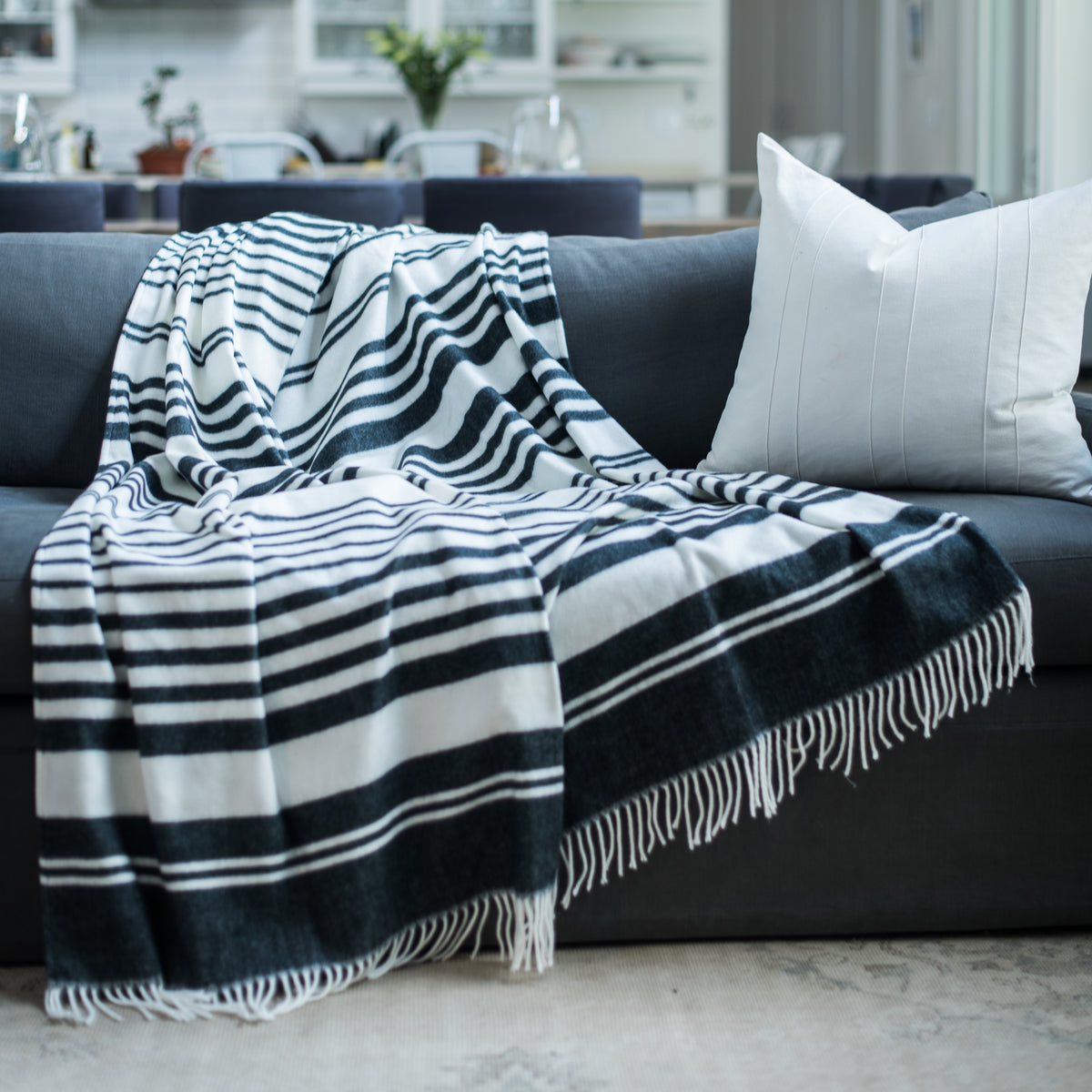 Xhosa - Melody Stripe | Black/Natural