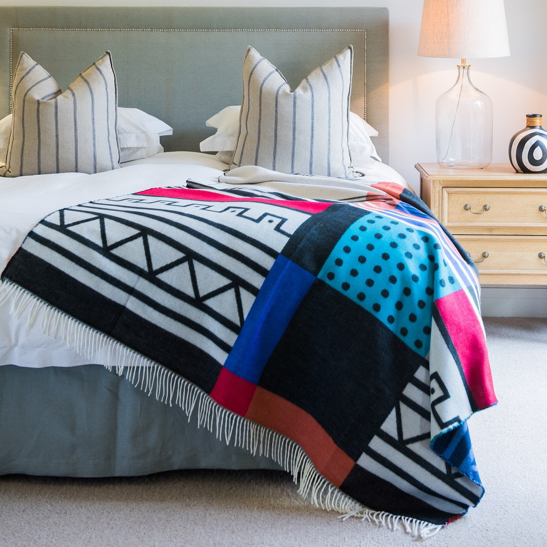 Xhosa - Umbhaco | Black/Natural